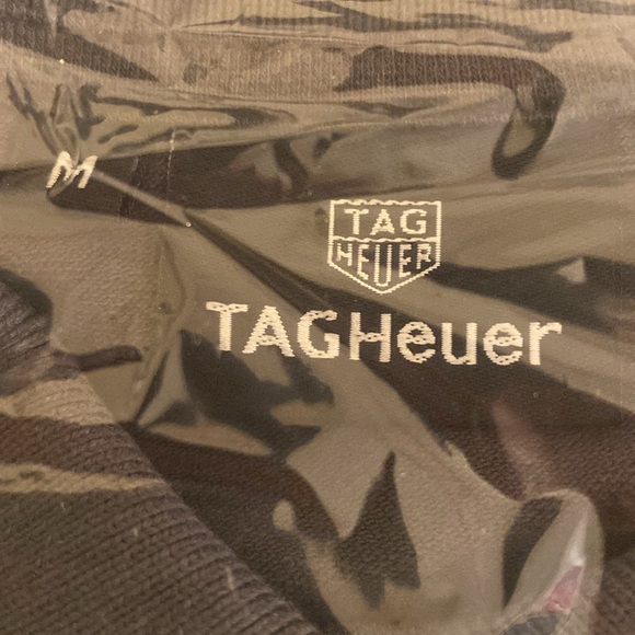 BRAND NEW UNOPENED Tag Heuer short sleeved polo - Picture 2 of 2